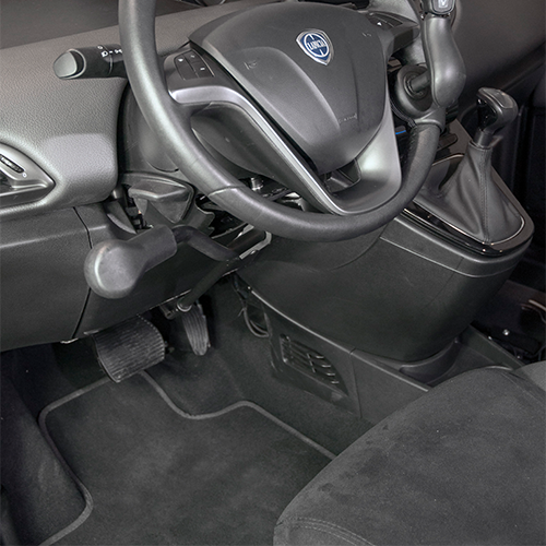 핸드컨트롤PUSH-PULL